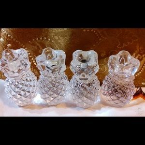 4 lovely pineapple Williams and Sonoma crystal candle holders. (New)